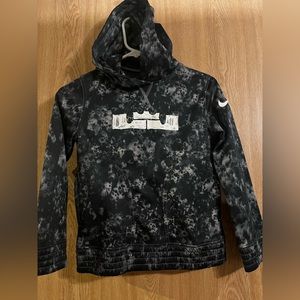 Never Worn Boys Nike Lebron James Dri Fit Hoodie. Sz S